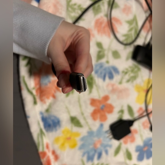 ROKU EXPRESS 4K+ STREAMING PLAYER - Picture 4 of 7